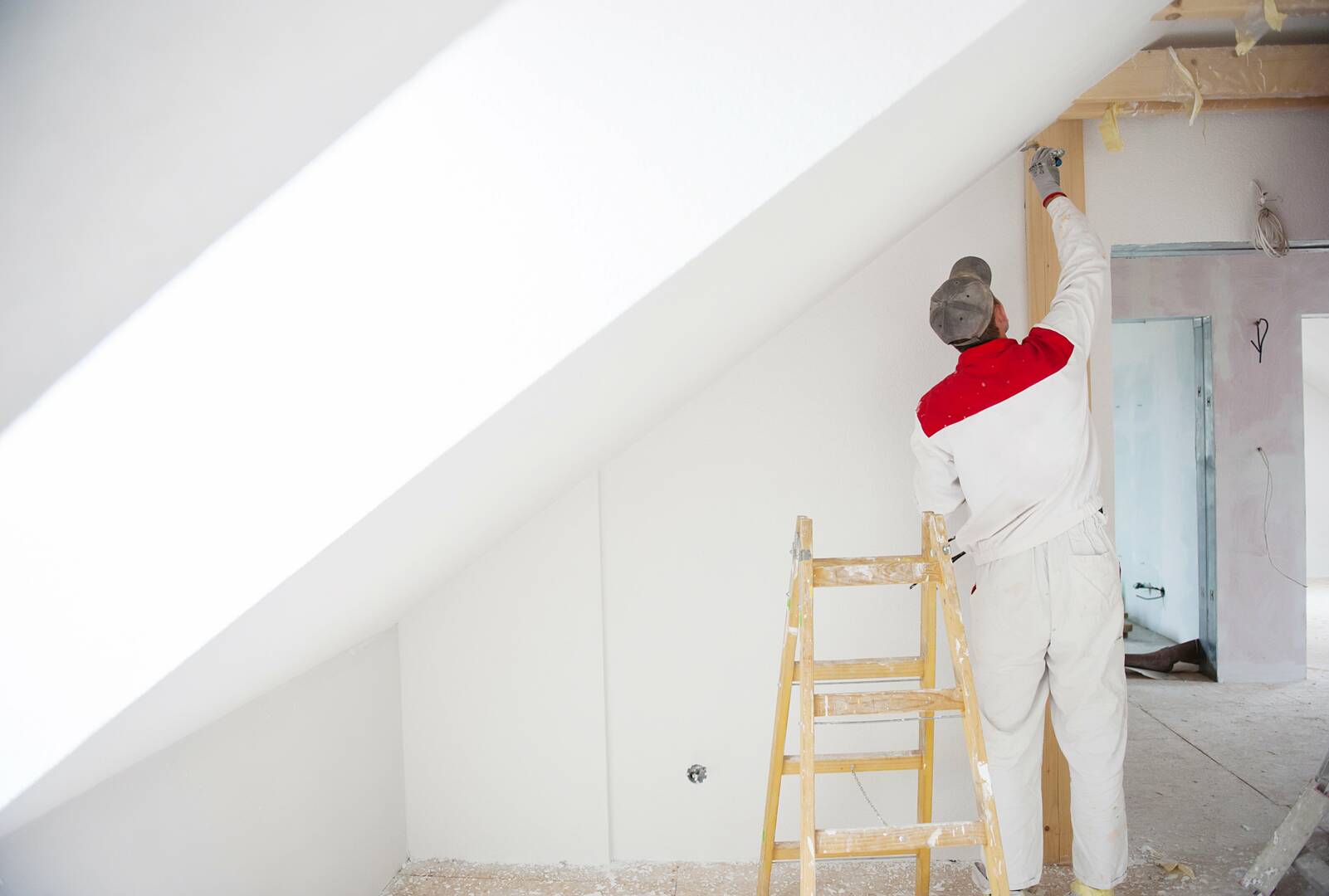 Diamond Cleaning Services logo