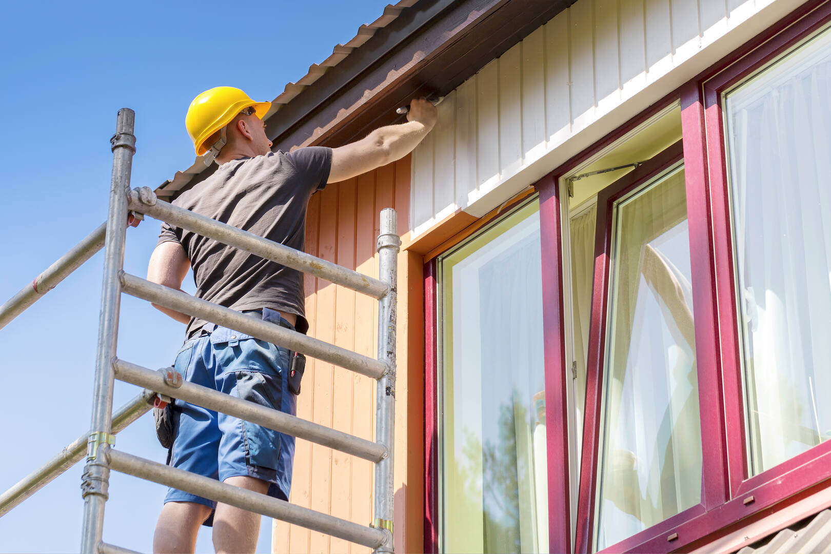 Direct Siding logo
