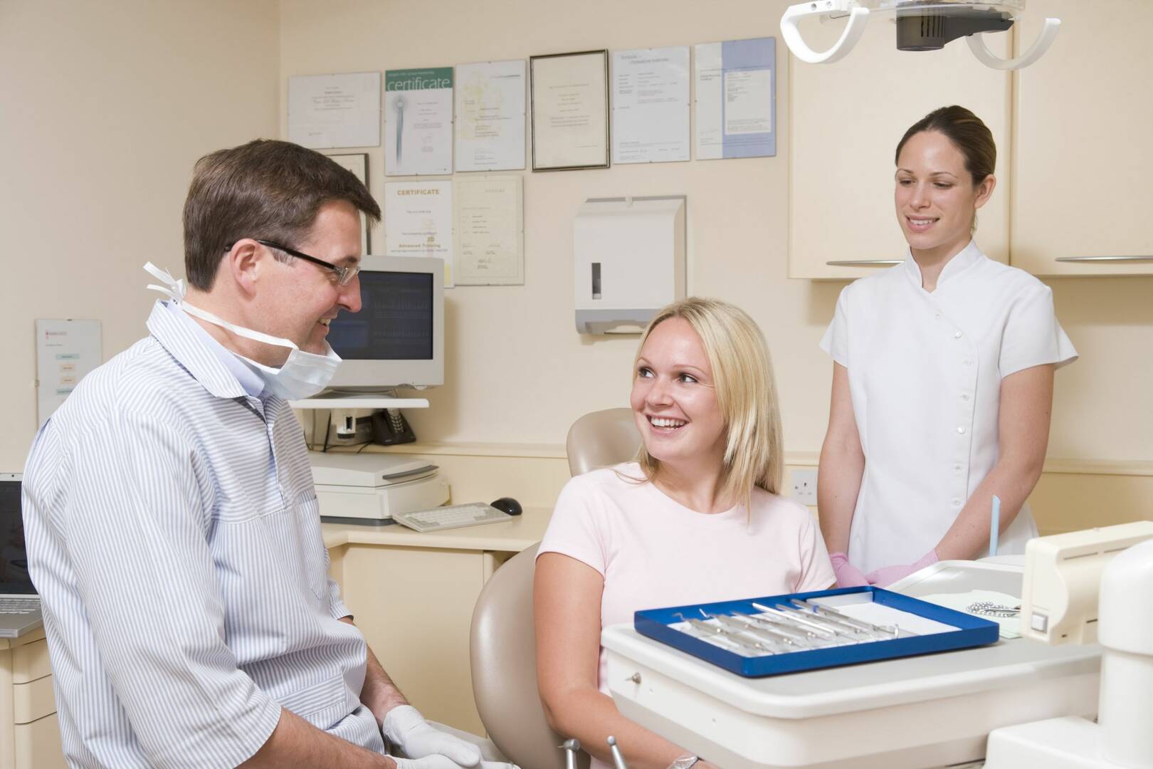Smiles Dental Studios logo