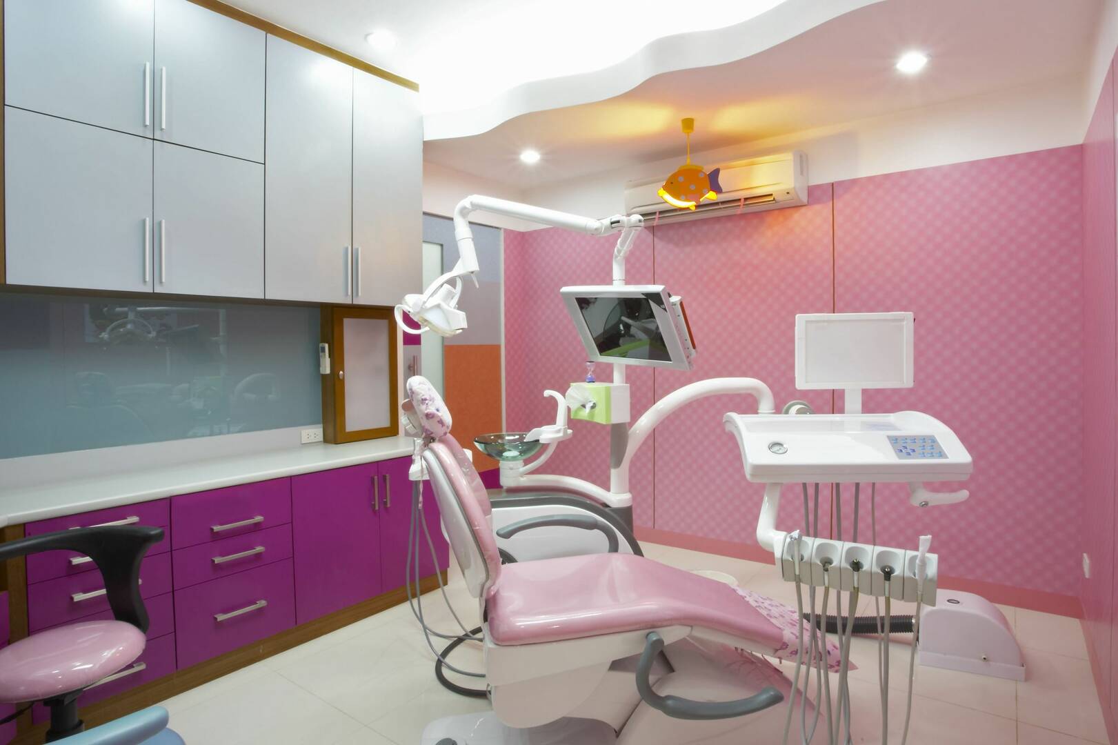 Airport Road Dental Associates  logo